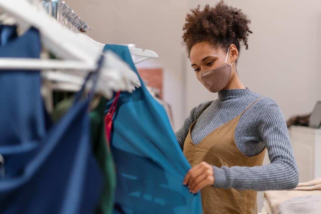 The Types of Garment Samples in Apparel Production